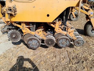 Sembradora Agrometal MXY 2 de 37 a 17,5