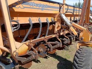Sembradora Agrometal TX Mega 13 a 52