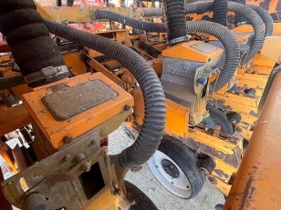 Sembradora Agrometal TX Mega 16 a 52