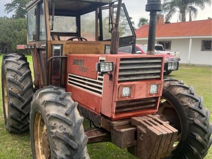 Tractor Fiat 780 doble tracción
