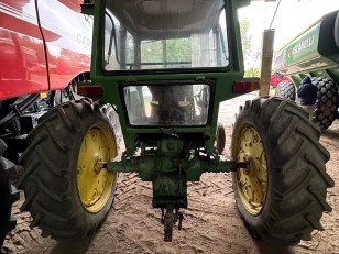 Tractor John Deere 2850