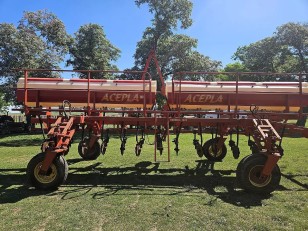 Fertilizadora Incorporadora Acepla 1352