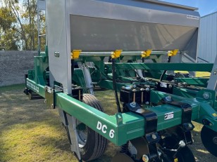Fertilizadora D.C.6 Distrimaq