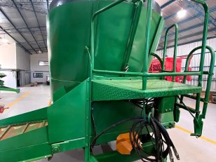 Mixer Vertical Agromec MVD-14m3