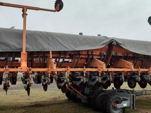 Sembradora Agrometal TX Pivot 1652