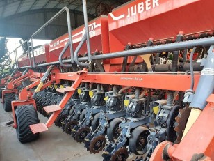 Sembradora Juber 7000 2852