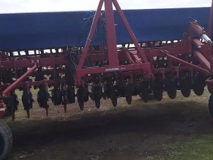 Sembradora Crucianelli Gringa 2035