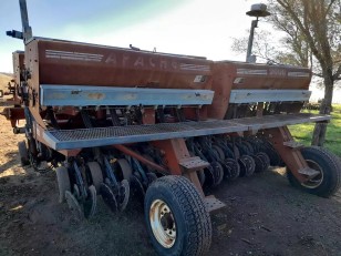 Sembradora Apache 9000