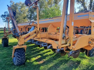 Sembradora Agrometal TX Mega 1652