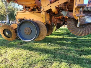 Sembradora Agrometal TX Mega 1652