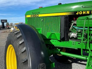 Tractor John Deere 4960
