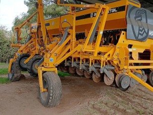 Sembradoras MX MAX 3321 Agrometal