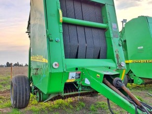 Rotoenfardadora John Deere 467