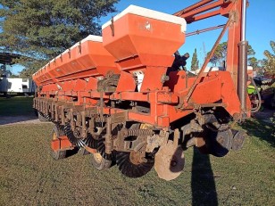 Sembradora Metar Autotrailer de 12 a 52