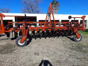 Sembradora Metar 1252