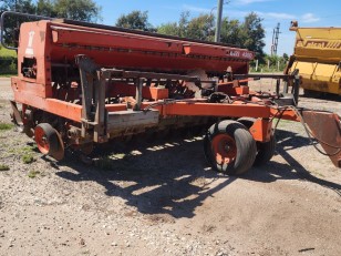 Sembradora Usada Tanzi 4300 de 24 a 19,5