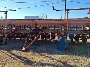 Sembradora Agrometal TX Mega 1652