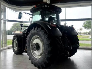 Tractor Valtra S294