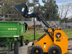 MINICARGADORA TAURUS WT400