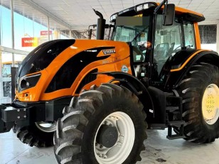 Tractor Valtra BH154
