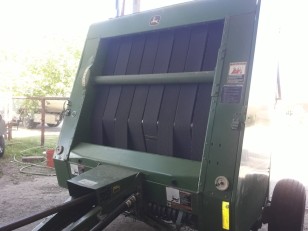 Rotoenfardadora John Deere 567