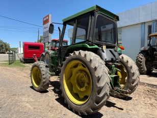 Tractor John Deere 5705
