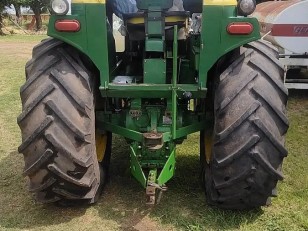 Tractor John Deere 4530