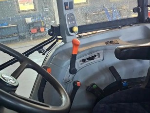Tractor New Holland T5070