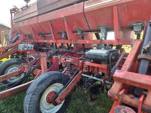 Sembradora Dolbi AX 4000 11 Líneas a 52