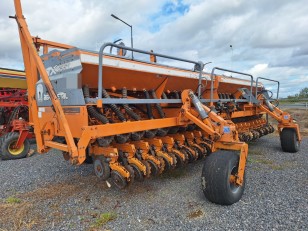 Sembradora Agrometal TX Mega 2235