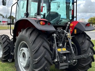 Tractor Massey Ferguson 4708