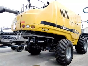 Cosechadora Challenger 520C