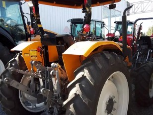 Tractor Valtra A850
