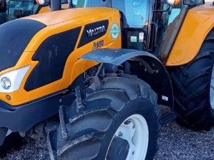 Tractor Valtra A990 C