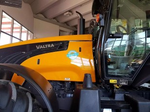 Tractor Valtra BT170