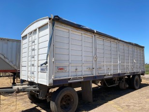 Acoplado OMBÚ todo puertas con destape -