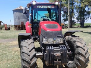 Tractor CASE IH Farmall 110 JX