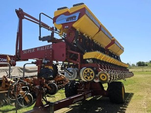 Sembradora Super Walter W650 2135