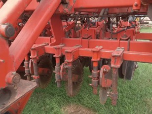 Sembradora F440 de 4919