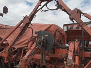 Sembradora F440 de 4919