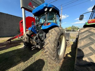 Tractor New Holland TD 5.90