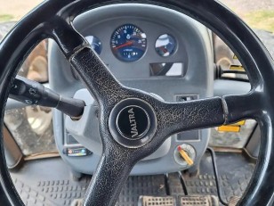 Tractor Valtra BM 110
