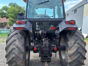 Tractor Valtra BM 110