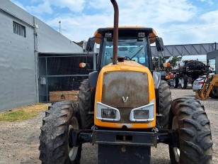 Tractor Valtra BM 110