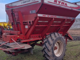 FERTILIZADORA SYRA 7500