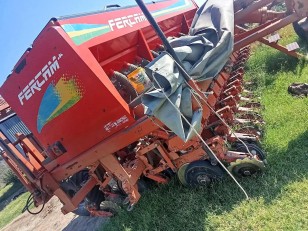 Sembradora Fercam 440 de 2517