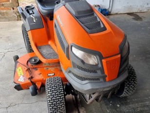 Tractor Husqvarna LGT 54DXL