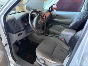 Camioneta TOYOTA Hilux SRV - Año 2006 - 