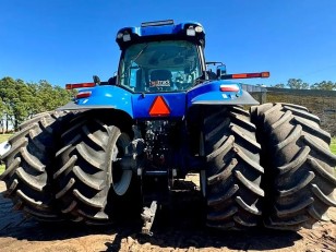 Tractor New Holland T8.320