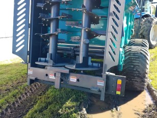 Fertilizadora 20 m3 Boshi